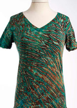 Load image into Gallery viewer, Deep Jade