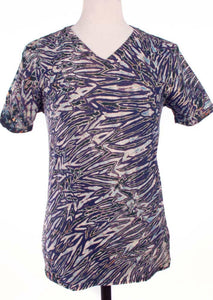 Medium - 0605 V-Neck